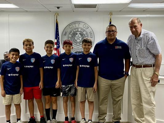 City council honors local champions